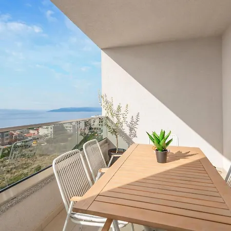 Apartment 1 Bedroom In